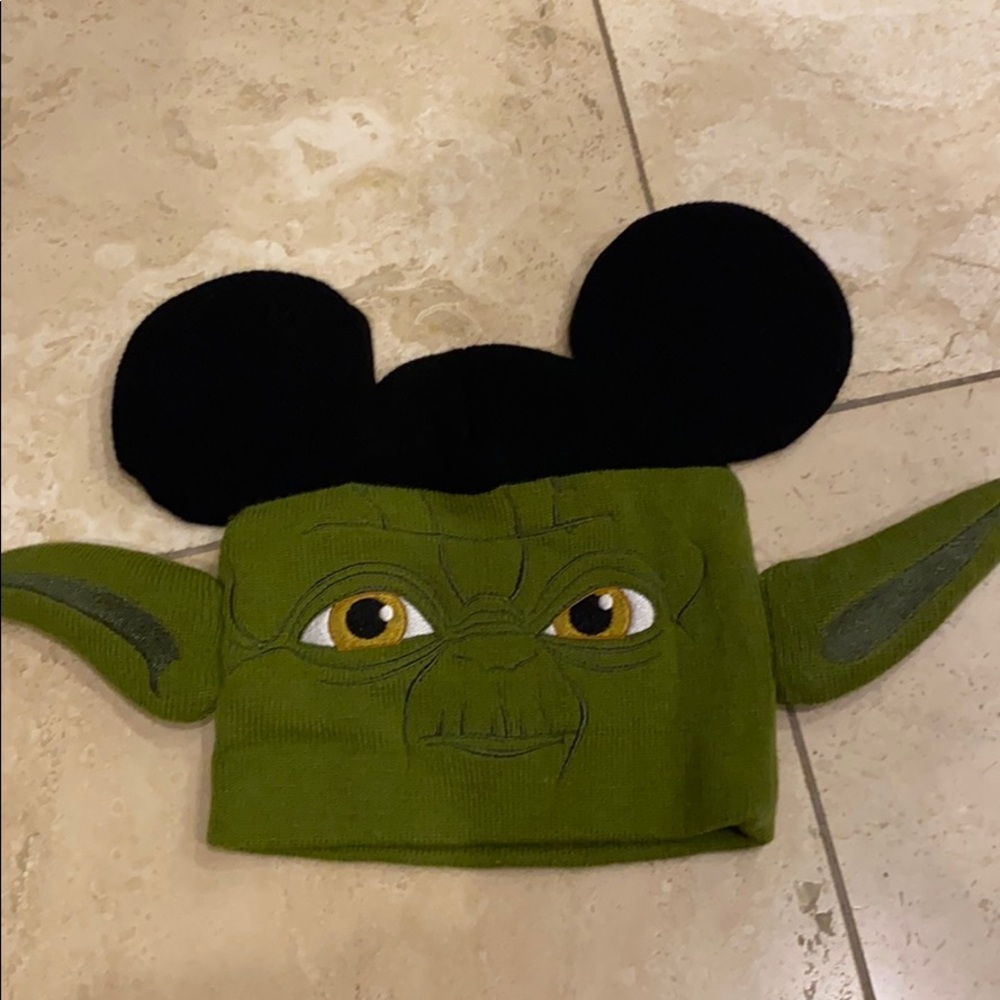 Yoda Beanie Disney Star Wars Mickey Hat